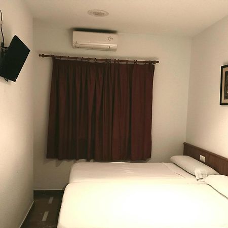 Hotel Las Yucas Atarfe Kültér fotó