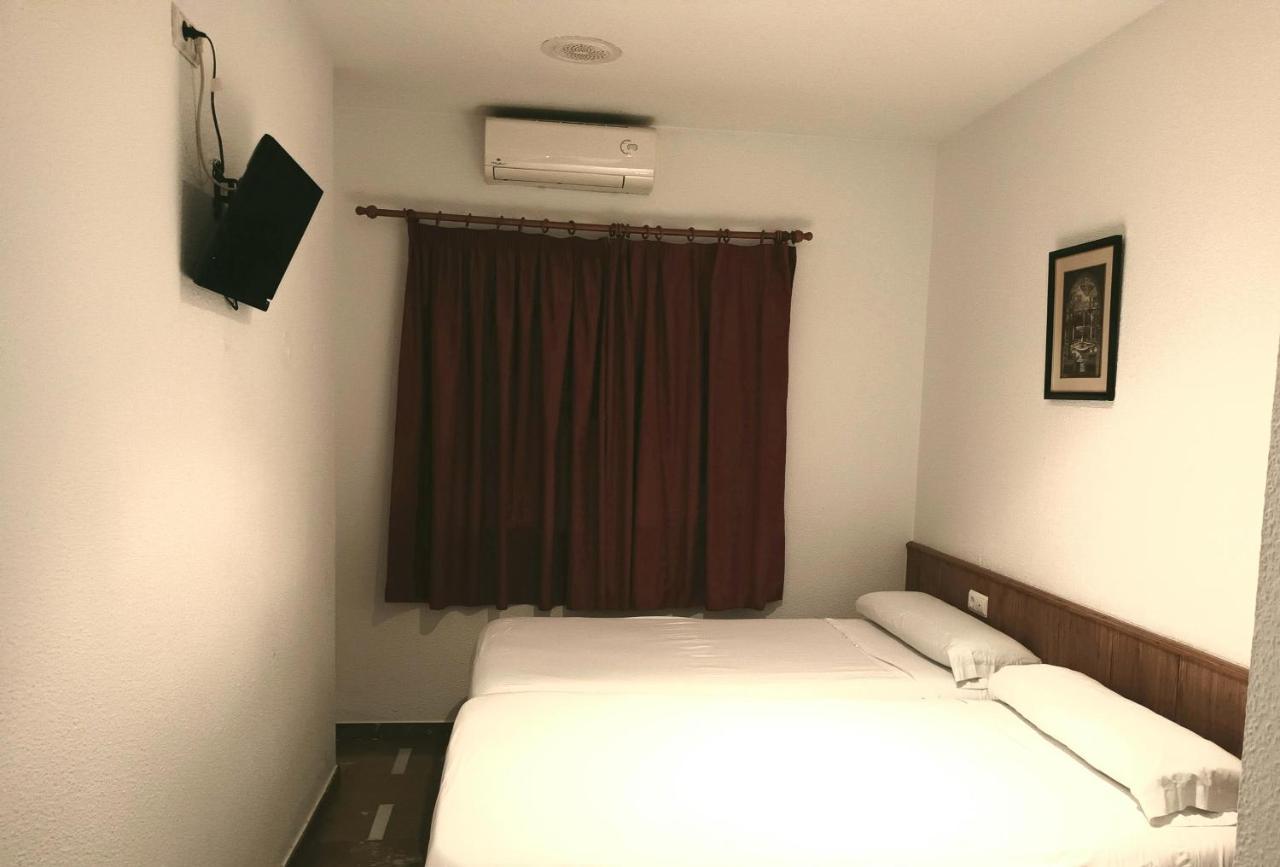 Hotel Las Yucas Atarfe Kültér fotó