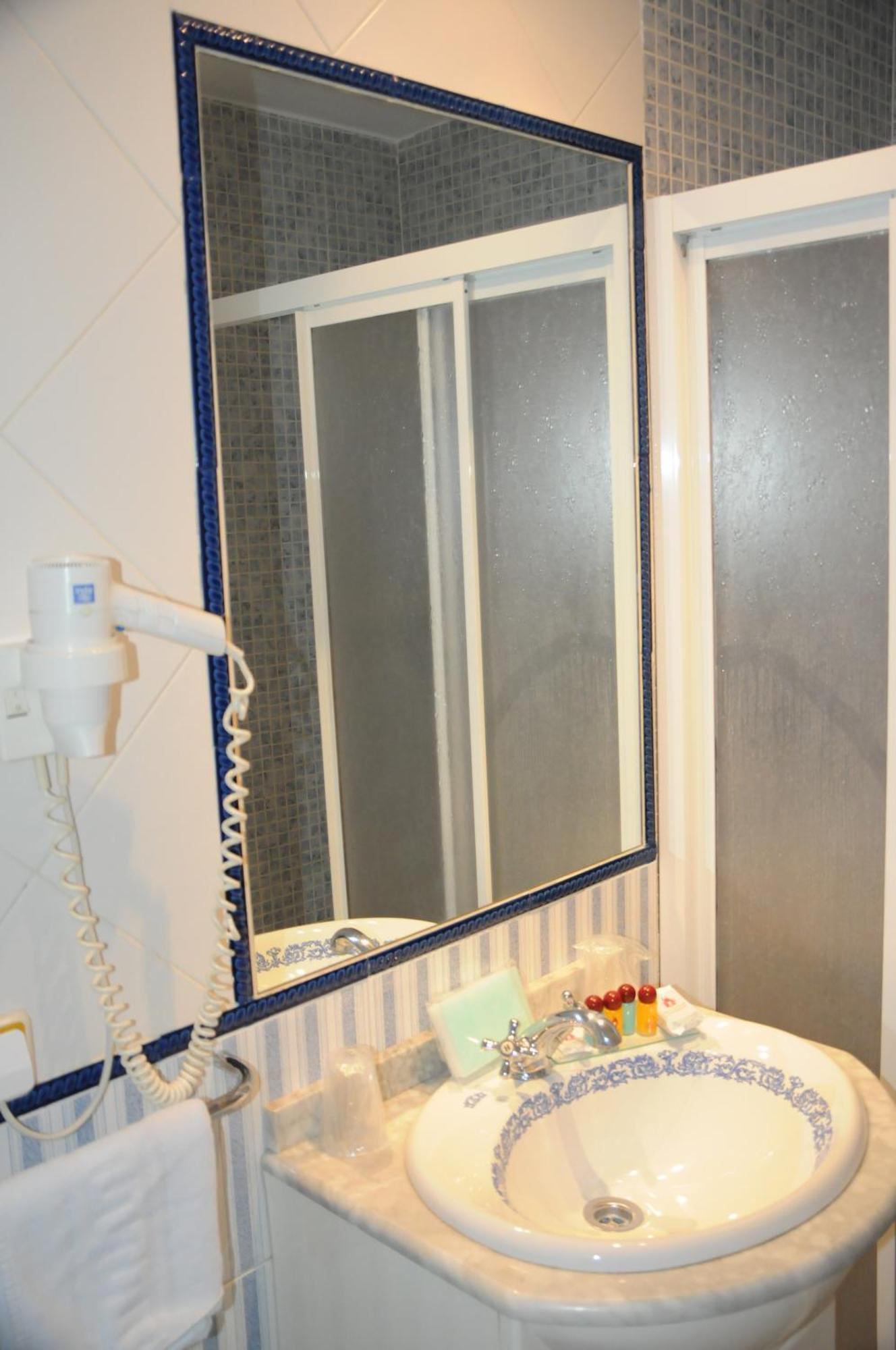 Hotel Las Yucas Atarfe Szoba fotó