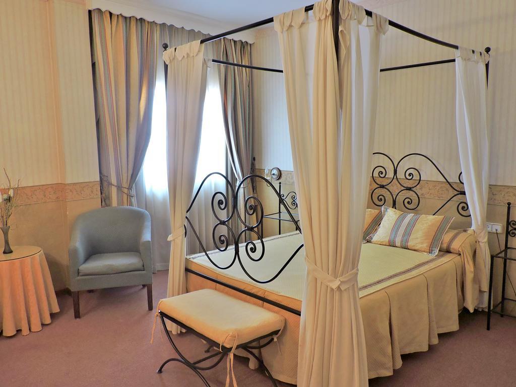 Hotel Las Yucas Atarfe Kültér fotó